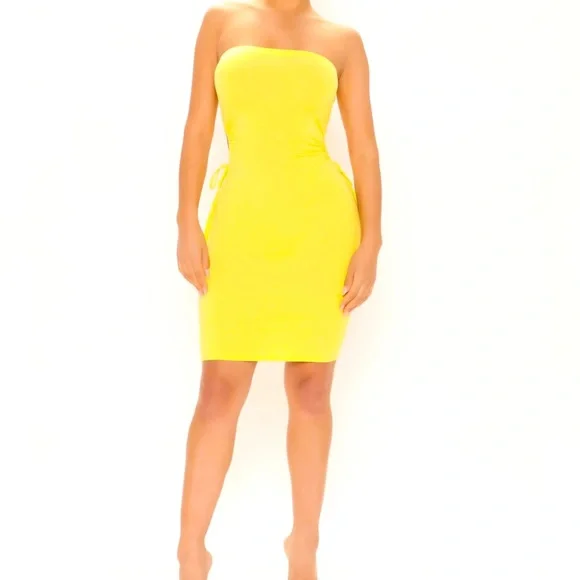 white christmas dresses ON ONE SEAMLESS CUTOUT MINI DRESS – AKIRA